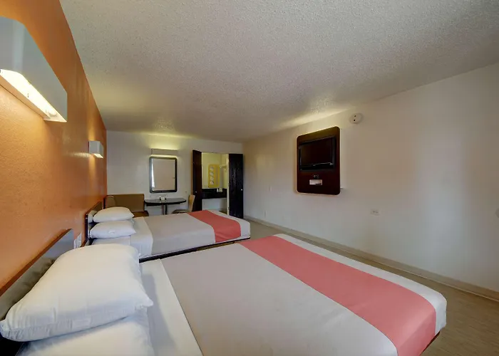 Motel 6-, Tx - Downtown - Market Square